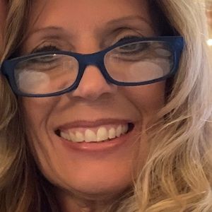 Meet your Posher, Dawn